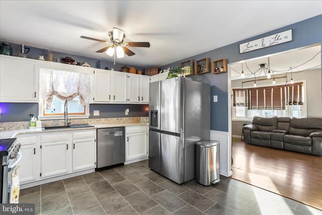 1108 W IRVIN AVE W, Hagerstown, MD 21742