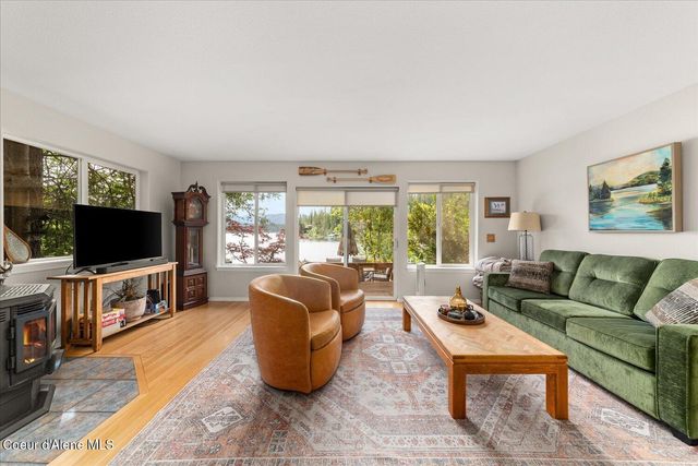 35003 E Hayden Lake RD, Hayden, ID 83835