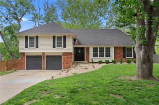 10900 Forest Avenue, Kansas City, MO 64131