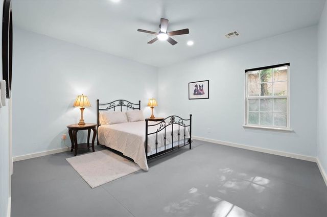 310 S Elm Street, Guthrie, OK 73044