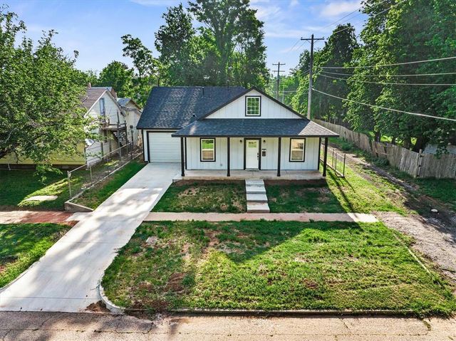310 S Elm Street, Guthrie, OK 73044