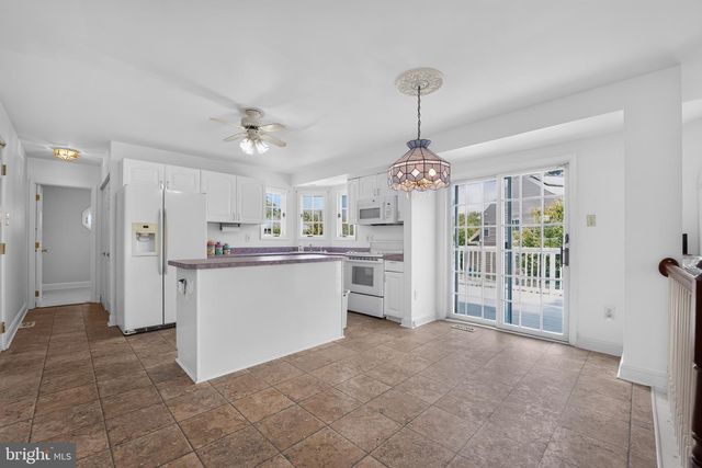 2903 CHESTNUT HILL DR, Ellicott City, MD 21043