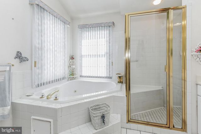 2903 CHESTNUT HILL DR, Ellicott City, MD 21043