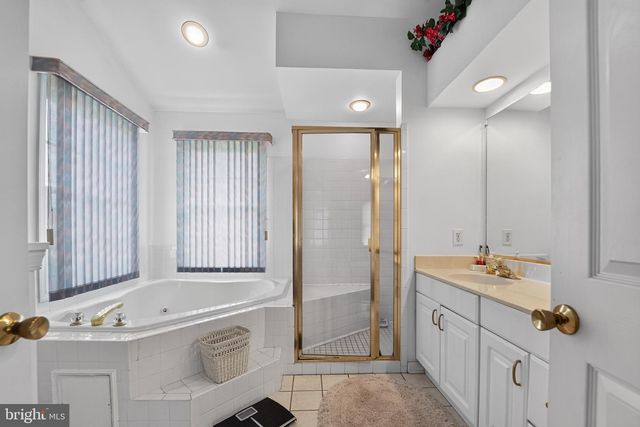 2903 CHESTNUT HILL DR, Ellicott City, MD 21043