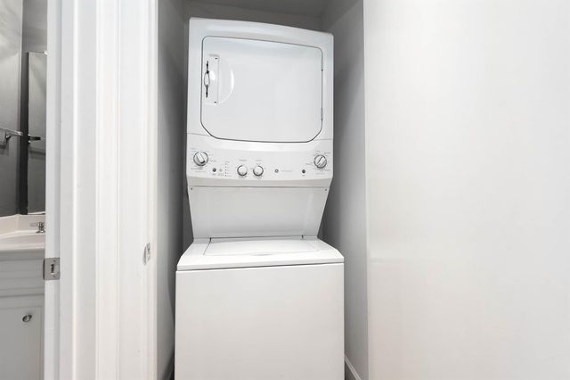 7650 Springhill Street 704, Houston, TX 77021