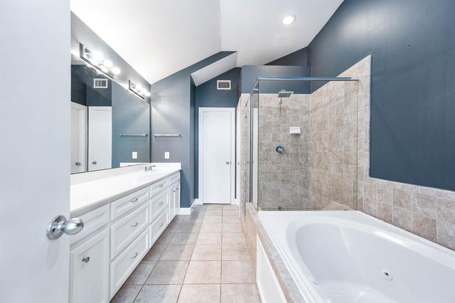 7650 Springhill Street 704, Houston, TX 77021