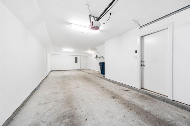 7650 Springhill Street 704, Houston, TX 77021