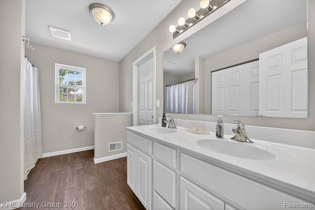 16121 River Ridge Trail, Linden, MI 48451