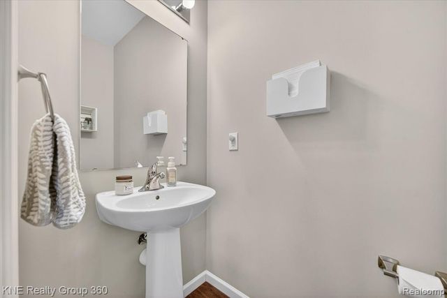 16121 River Ridge Trail, Linden, MI 48451