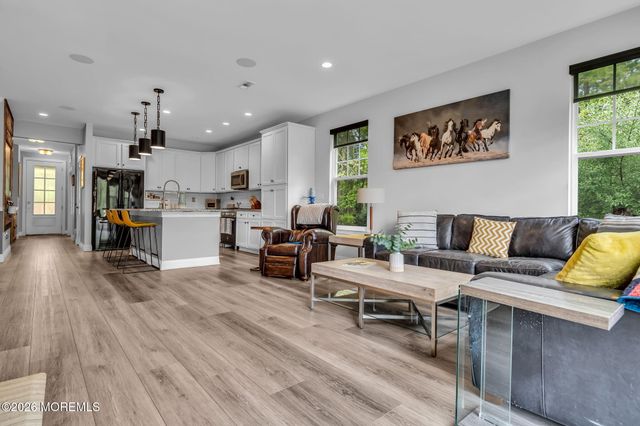 1 Mallard Court, Howell, NJ 07731