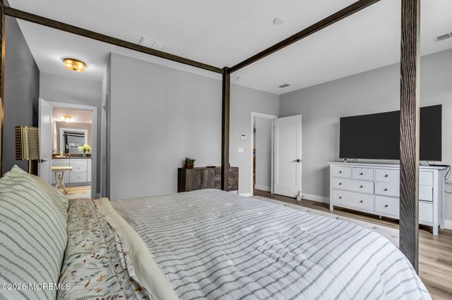 1 Mallard Court, Howell, NJ 07731