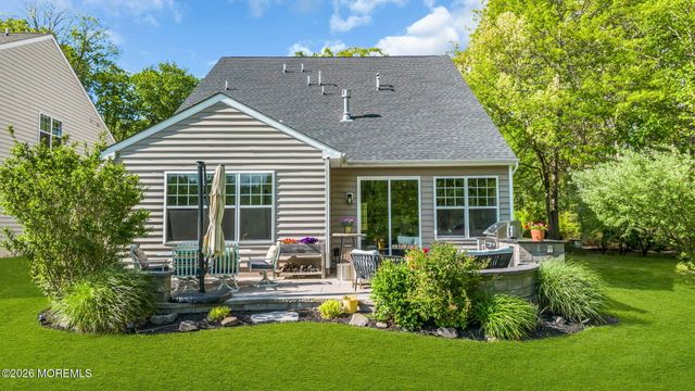 1 Mallard Court, Howell, NJ 07731