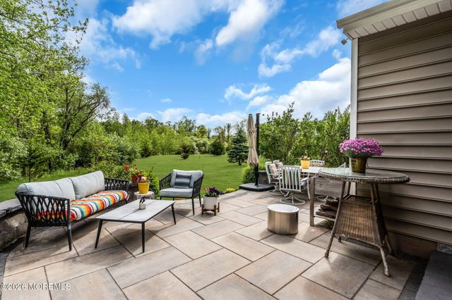 1 Mallard Court, Howell, NJ 07731