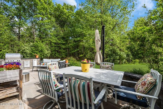 1 Mallard Court, Howell, NJ 07731
