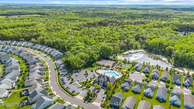 1 Mallard Court, Howell, NJ 07731