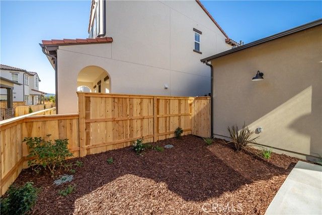 221 Foxtrot Court, San Luis Obispo, CA 93401
