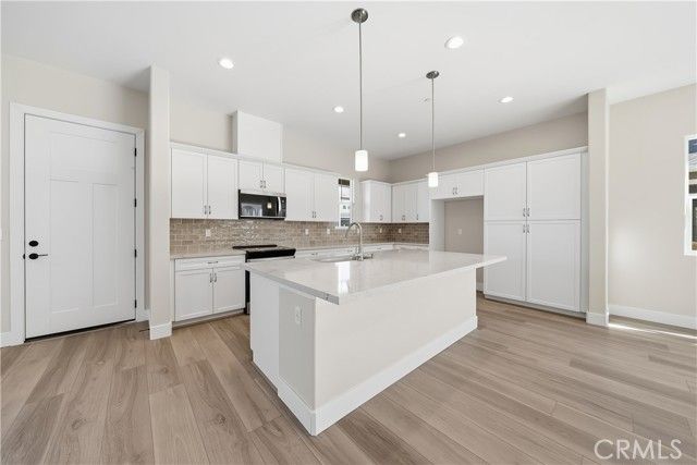 221 Foxtrot Court, San Luis Obispo, CA 93401