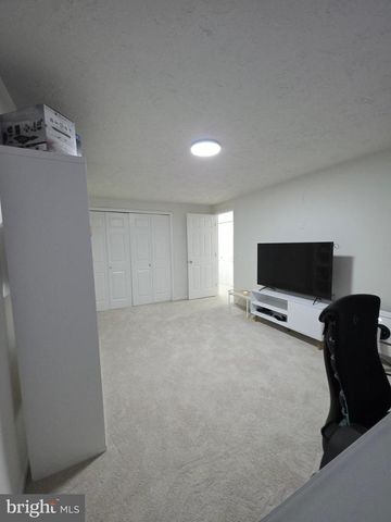 9212 BURLEY LN, Laurel, MD 20723