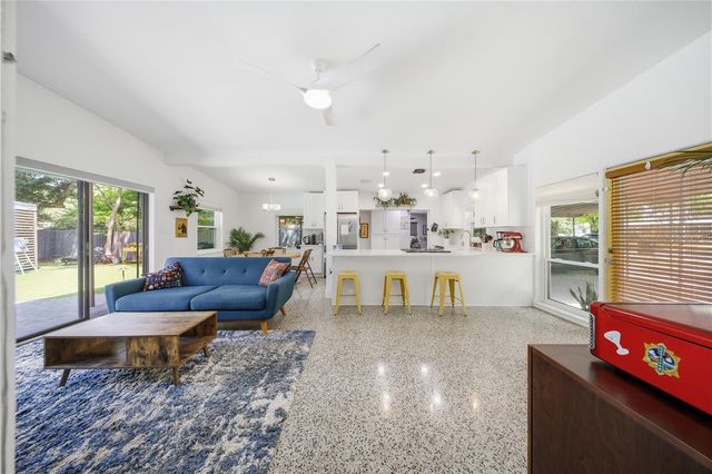 1306 CEYLON DRIVE, Orlando, FL 32806