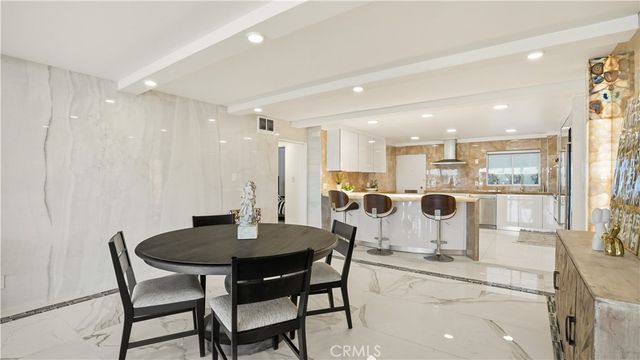 2525 Ocean Boulevard C-1, Corona Del Mar, CA 92625