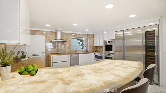 2525 Ocean Boulevard C-1, Corona Del Mar, CA 92625