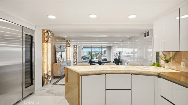 2525 Ocean Boulevard C-1, Corona Del Mar, CA 92625