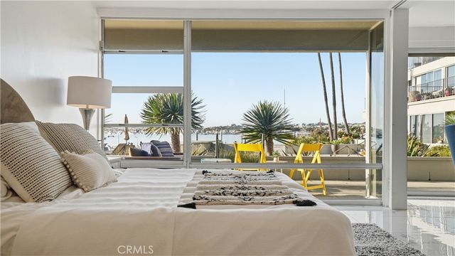 2525 Ocean Boulevard C-1, Corona Del Mar, CA 92625