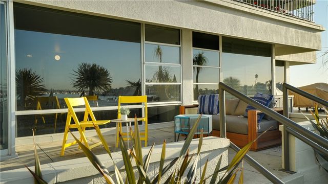 2525 Ocean Boulevard C-1, Corona Del Mar, CA 92625