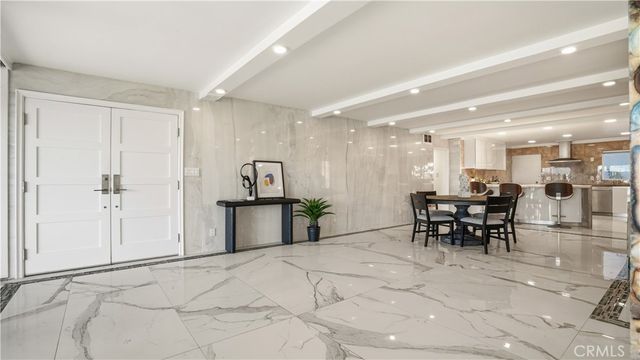 2525 Ocean Boulevard C-1, Corona Del Mar, CA 92625