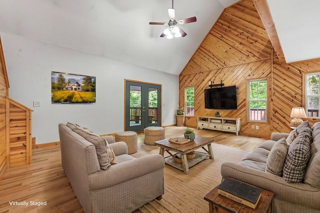 208 Saddle Ridge Drive, Blairsville, GA 30512