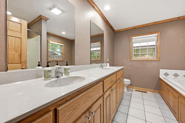 208 Saddle Ridge Drive, Blairsville, GA 30512