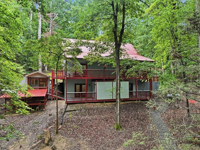 208 Saddle Ridge Drive, Blairsville, GA 30512