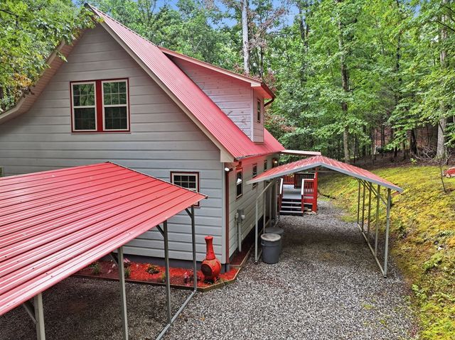 208 Saddle Ridge Drive, Blairsville, GA 30512