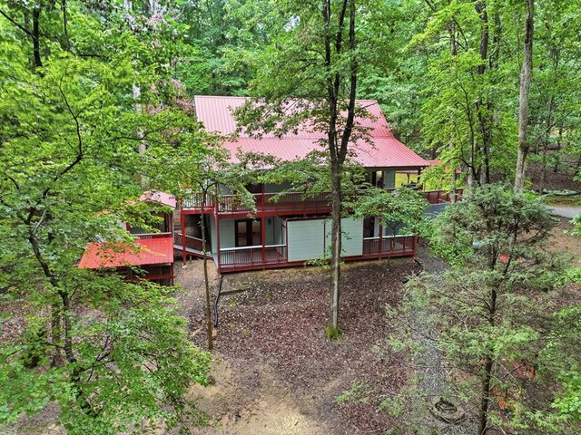 208 Saddle Ridge Drive, Blairsville, GA 30512