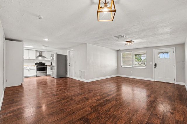 6244 6TH AVENUE, New Port Richey, FL 34653