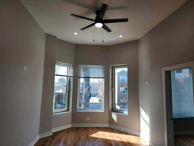 6321 S Eberhart Avenue 2, Chicago, IL 60637