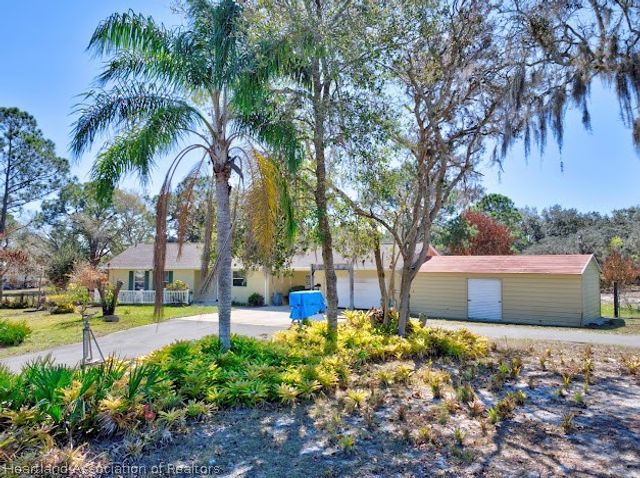 217 Brittany Lane, Sebring, FL 33875