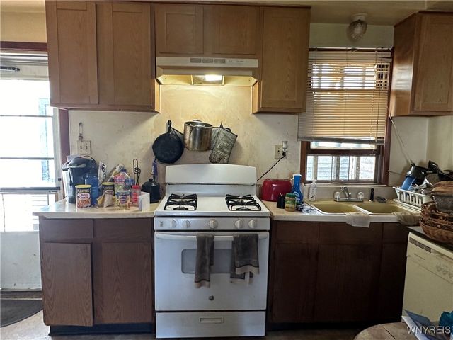 396 Guilford Street, Buffalo, NY 14211