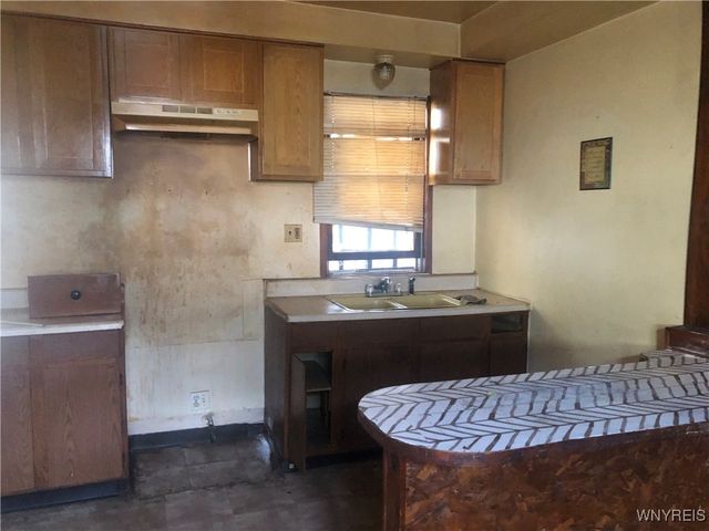 396 Guilford Street, Buffalo, NY 14211