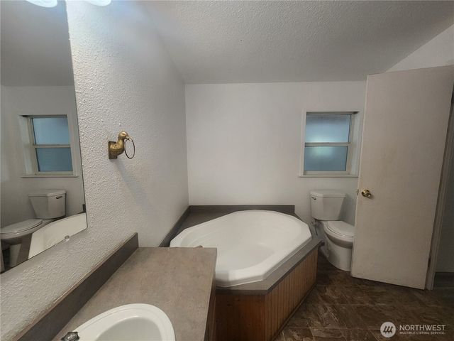 80 W Satsop Drive, Elma, WA 98541