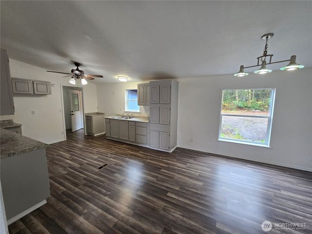 80 W Satsop Drive, Elma, WA 98541