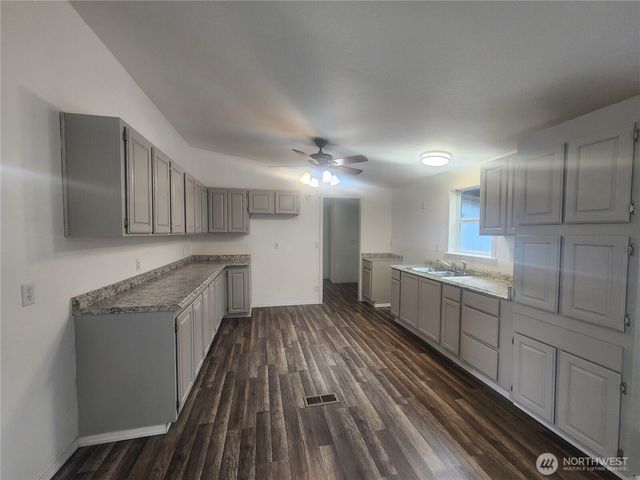 80 W Satsop Drive, Elma, WA 98541