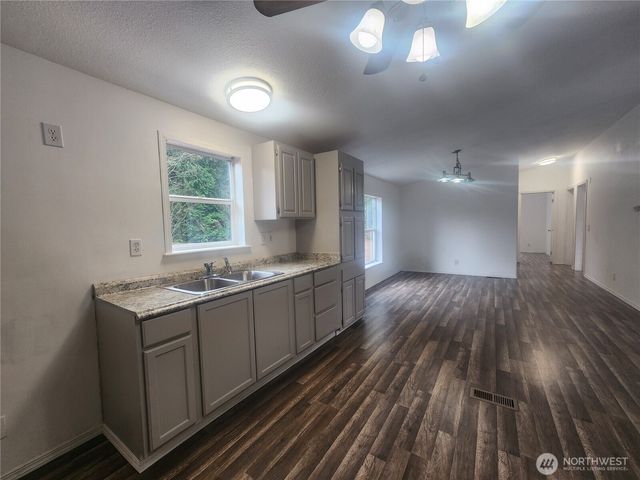 80 W Satsop Drive, Elma, WA 98541