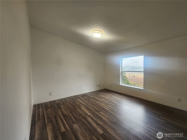 80 W Satsop Drive, Elma, WA 98541