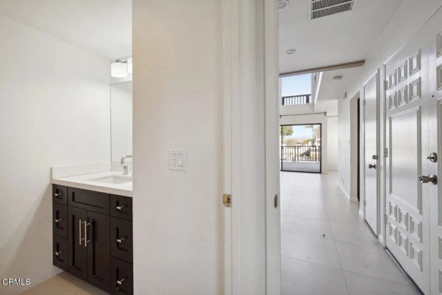 4555 Falkirk Bay, Oxnard, CA 93035