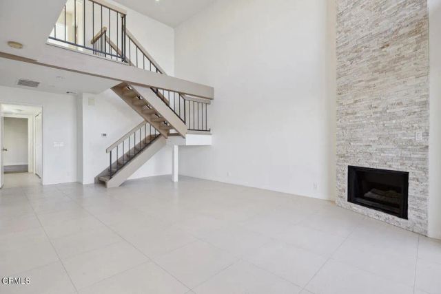 4555 Falkirk Bay, Oxnard, CA 93035