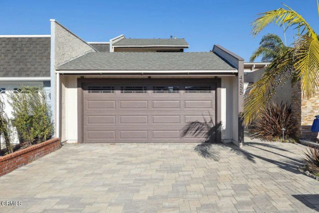 4555 Falkirk Bay, Oxnard, CA 93035