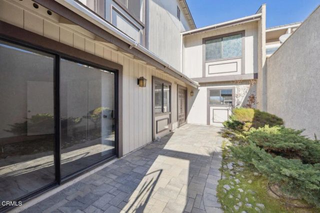 4555 Falkirk Bay, Oxnard, CA 93035