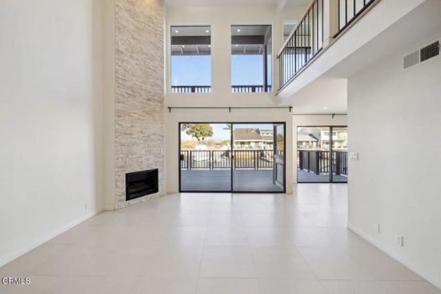 4555 Falkirk Bay, Oxnard, CA 93035