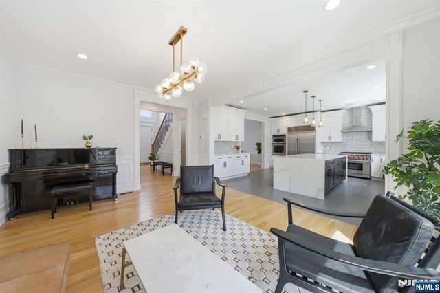 34 Dubois Avenue, Alpine, NJ 07620
